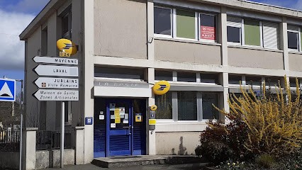 La Poste, Bureau de Poste à Sainte-Suzanne-et-Chammes