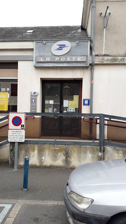 La Poste, Bureau de Poste à Parigné-l'Évêque