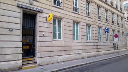 La Poste, Bureau de Poste à Paris 07