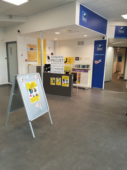 La Poste, Bureau de Poste à Moulins