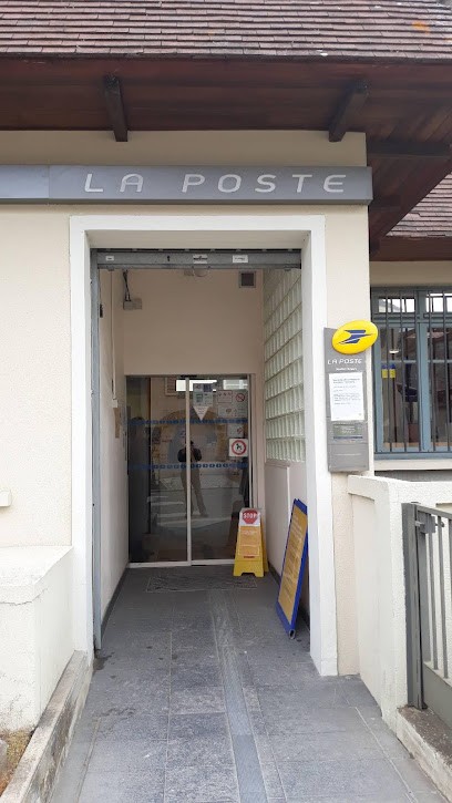 La Poste, Bureau de Poste à Montfort-l'Amaury