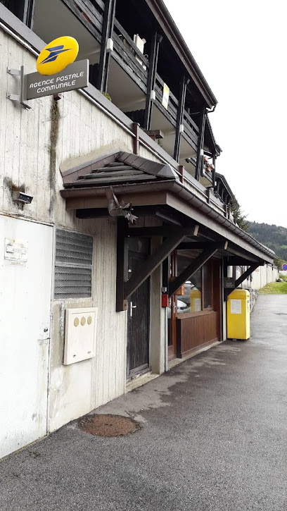La Poste Agence Communale, Bureau De Poste à Bogève