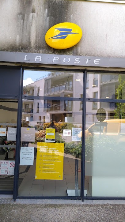 La Poste, Bureau de Poste à Plescop