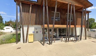 La Poste, Bureau de Poste à Saint-Julien-en-Born