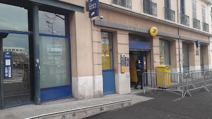La Poste, Bureau de Poste à Marseille 02