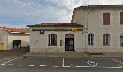 La Poste, Bureau de Poste à Genouillac