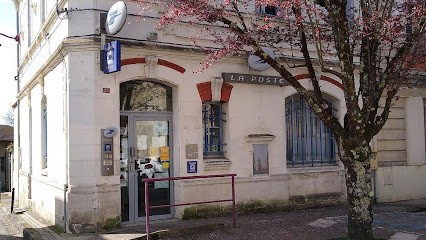 La Poste, Bureau de Poste à Lussac