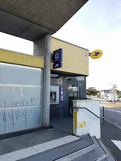 La Poste, Bureau de Poste à Yffiniac