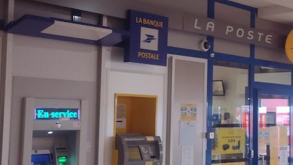 LA POSTE, Bureau de Poste à Saint-Martin-des-Champs