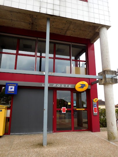 La Poste, Bureau de Poste à Avermes