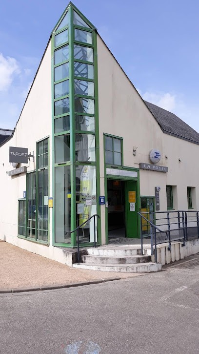 La Poste, Bureau de Poste à Audierne