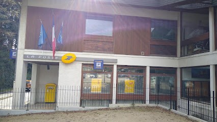 La Poste, Bureau de Poste à Menthon-Saint-Bernard
