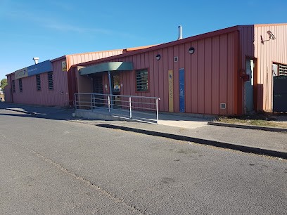 Local Center Mail La Poste, Bureau de Poste à Sommières